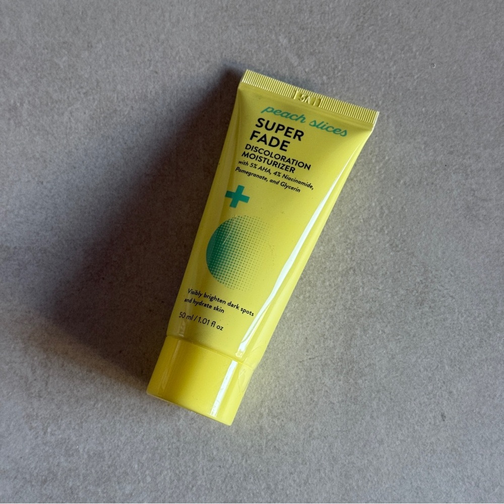 Peach Slices Superfade Discoloration Moisturizer 50mL